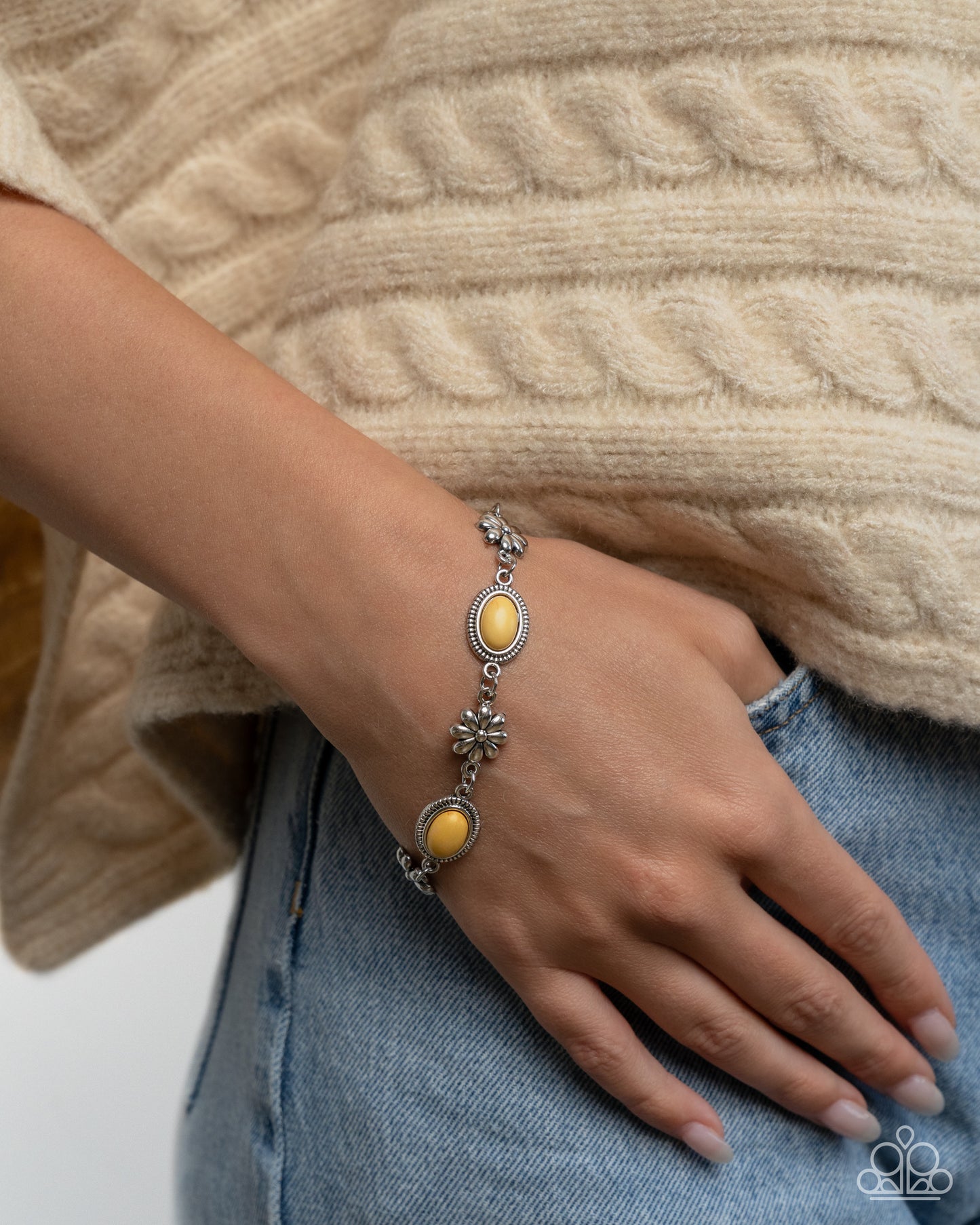 Earthy Estate - Silver w/Yellow Bracelet