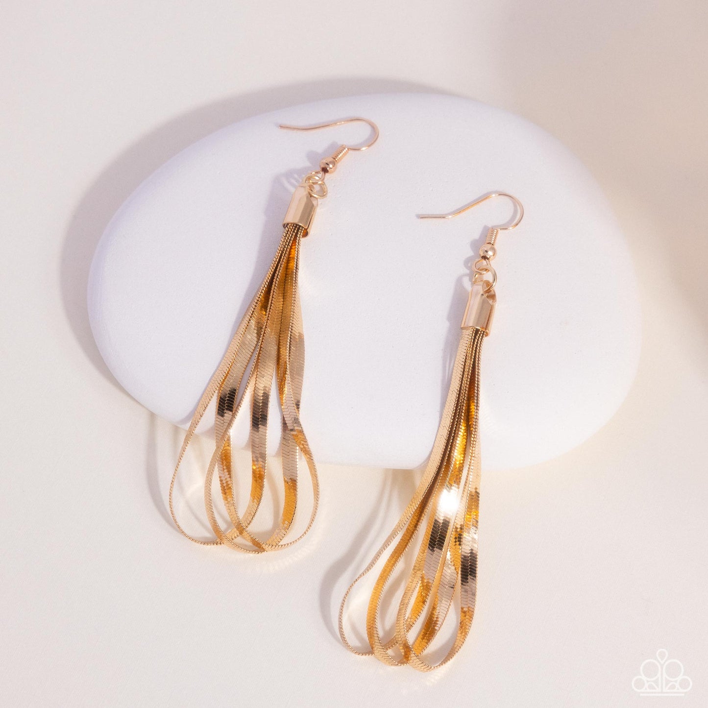 Keen Keepsake - Gold Herringbone Chain Earrings