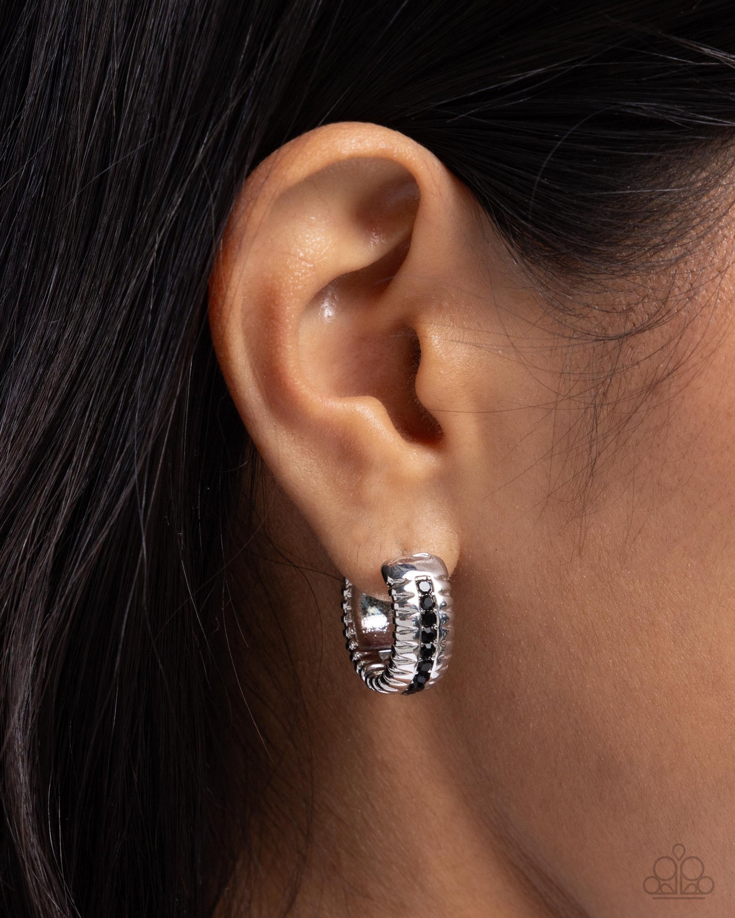 Serrated Shimmer - Silver w/Black Earrings