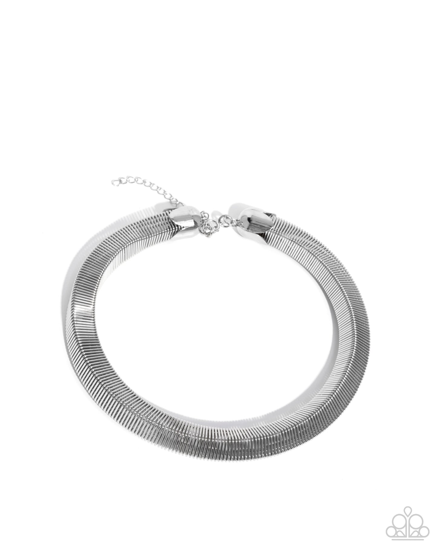 Sleek Suite - Silver Necklace