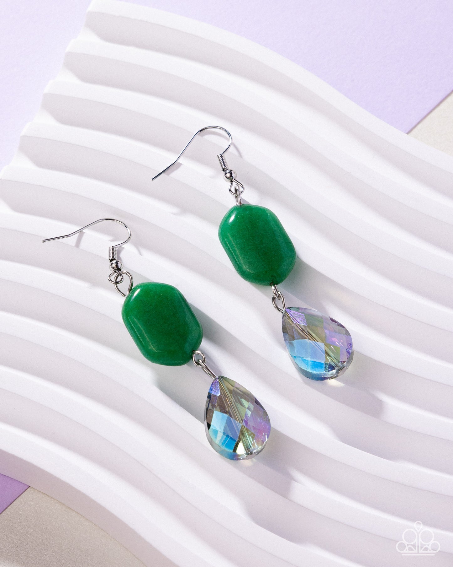 Brilliant Beauty Queen - Green Earrings