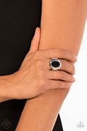 Deal or Noir Deal FF -Silver w/Black Stone Ring