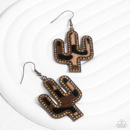 Western Worth Earrings Brass - Cactus w/cow-print