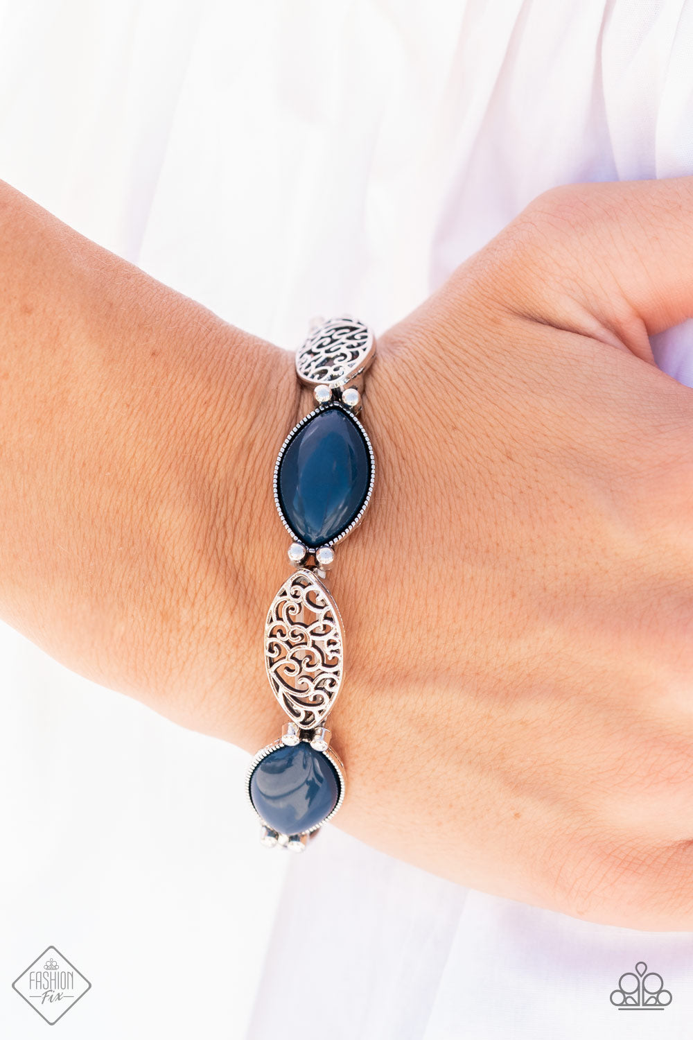 Garden Rendezvous Bracelet - Silver w/Navy Blue