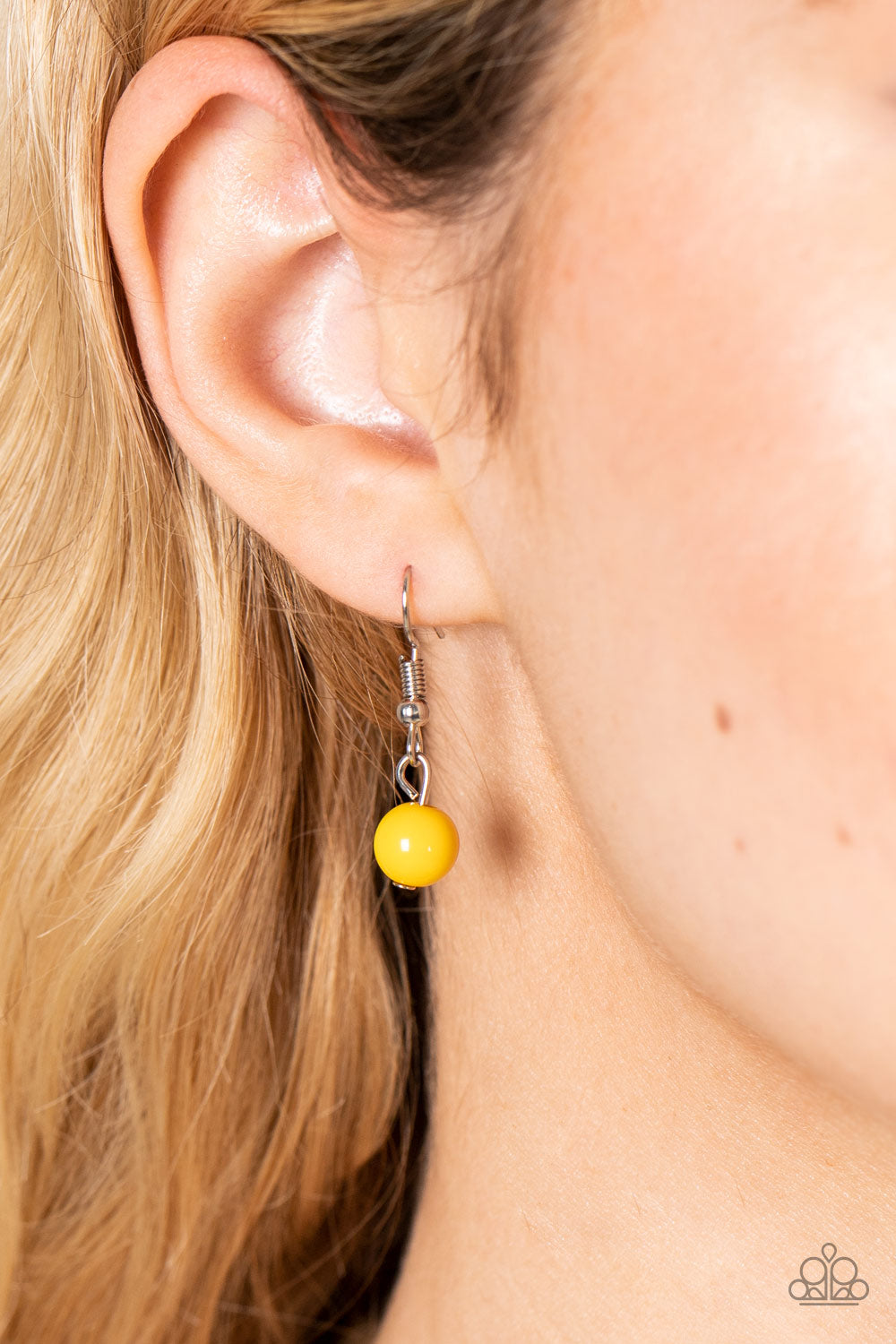 Talisman Trendsetter - Silver w/Yellow Necklace