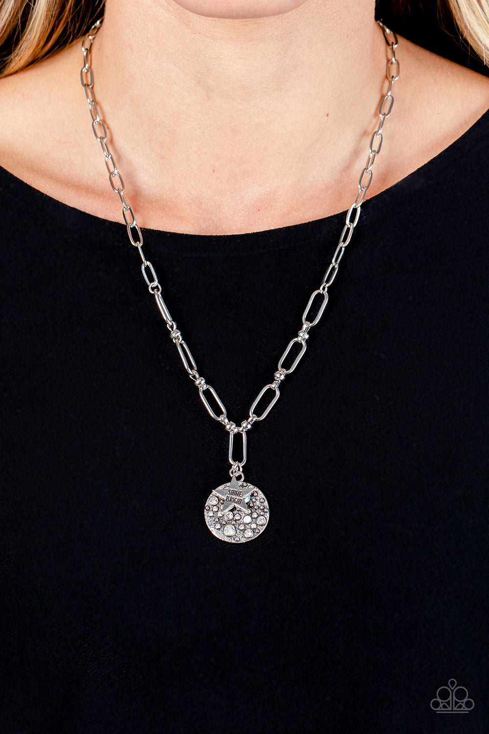 Stardust Saucer - Silver Necklace "Shine Bright"