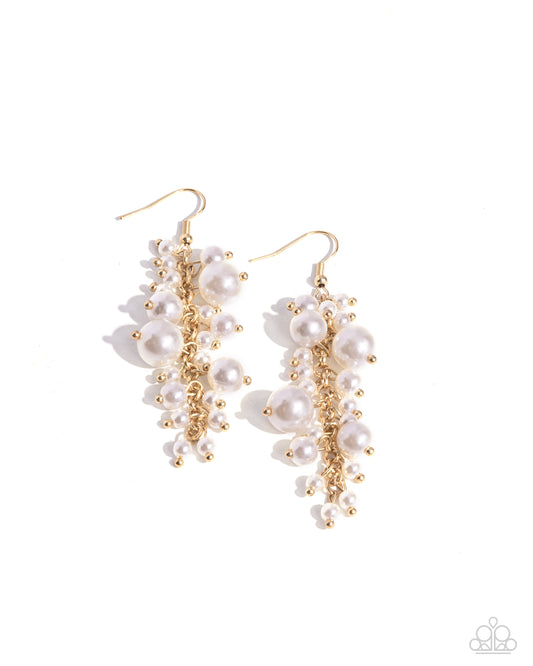 The Rumors are True - Gold & Pearls Earrings