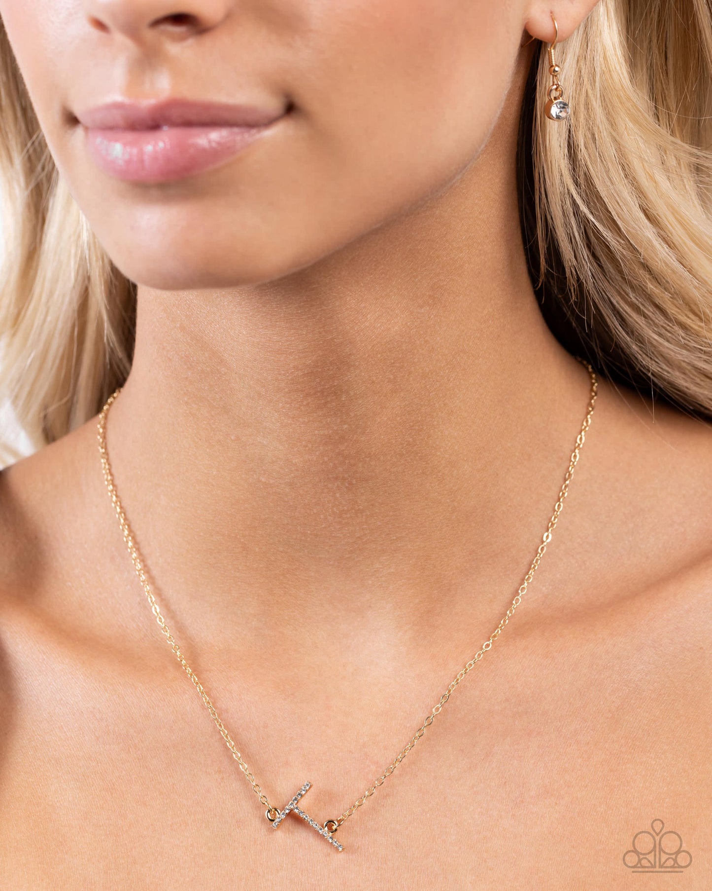 INITIALLY Yours - T - Gold Necklace