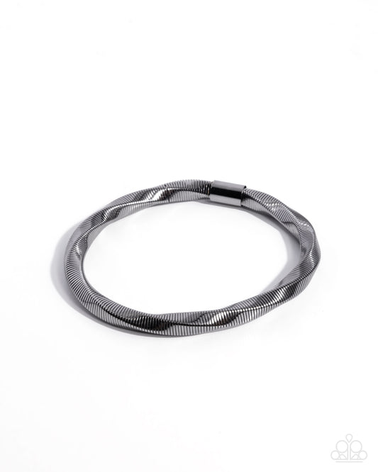 Twisted Temptress - Black -Gunmetal Bracelet