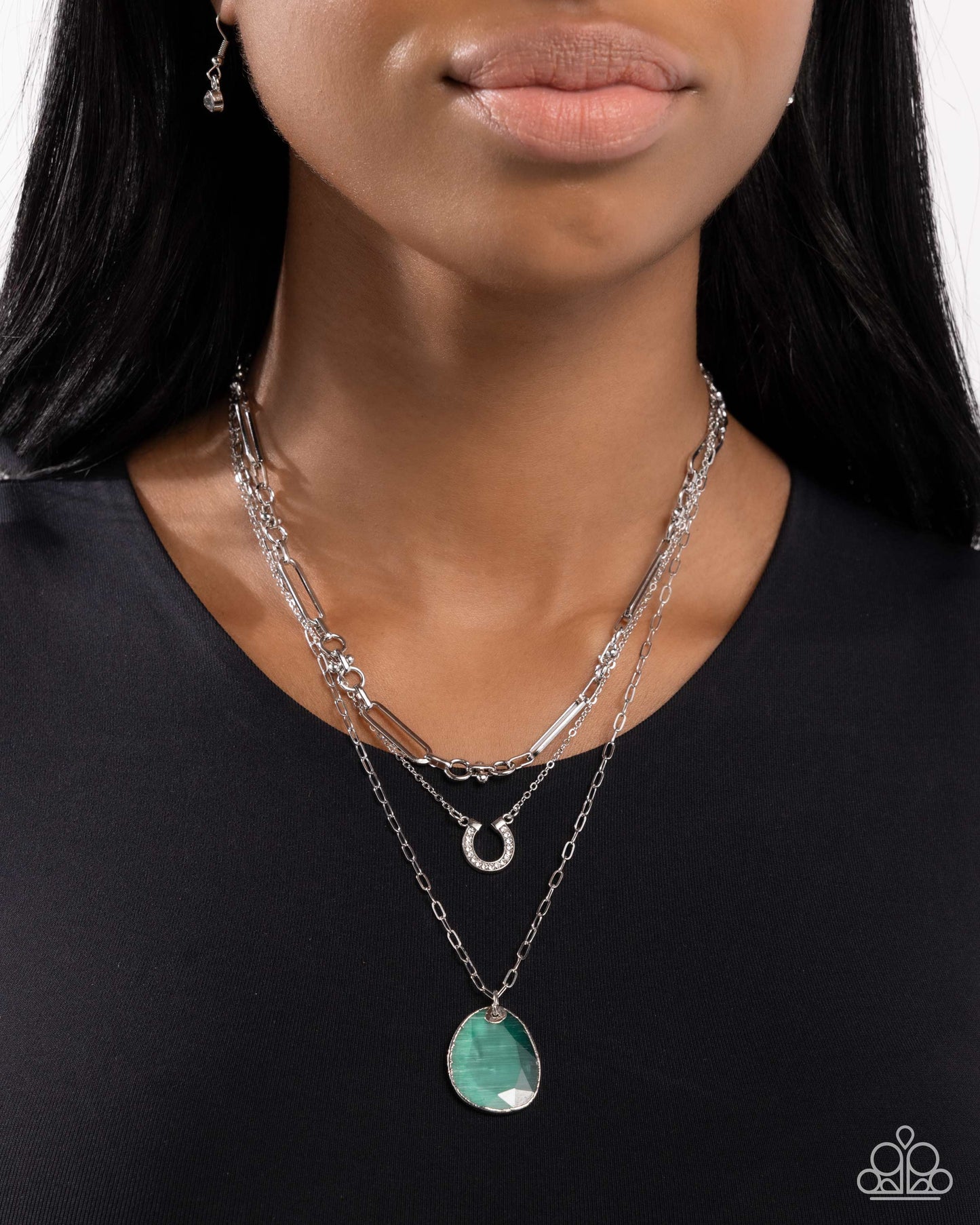 Western Wheelhouse - Silver w/Green Horseshoe Necklace