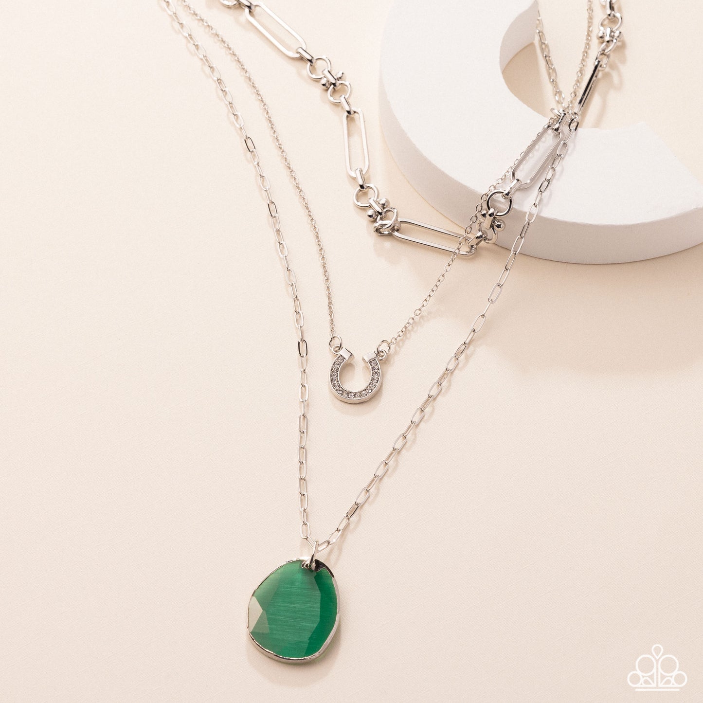 Western Wheelhouse - Silver w/Green Horseshoe Necklace