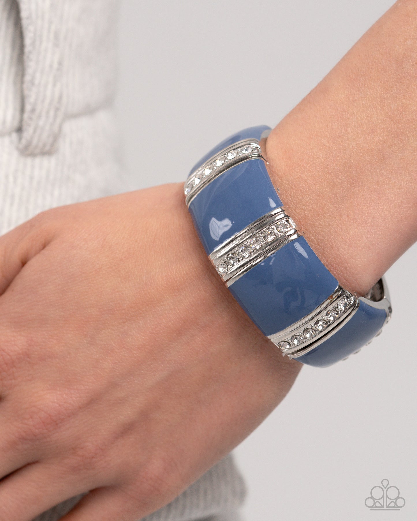 Complete Look - Necklace & Bracelet Set Silver w/ Blue