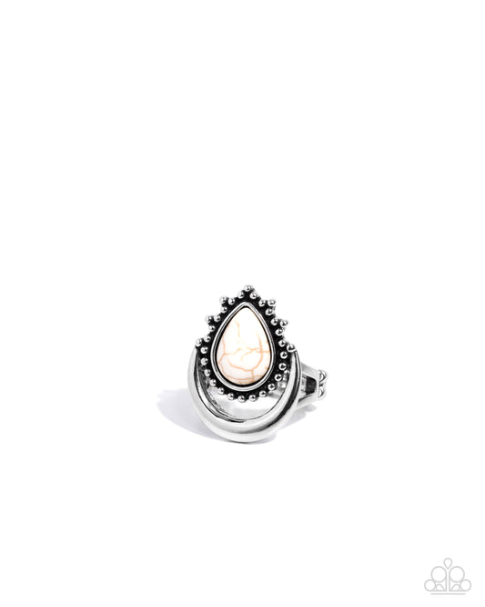 Tranquil Trinket - Silver w/cream Stone Ring