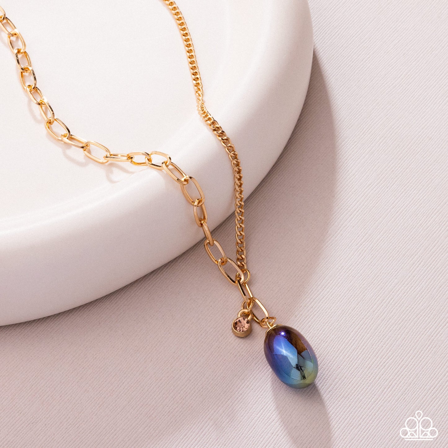 Polished Passage - Gold w/Multi Ombre Necklace