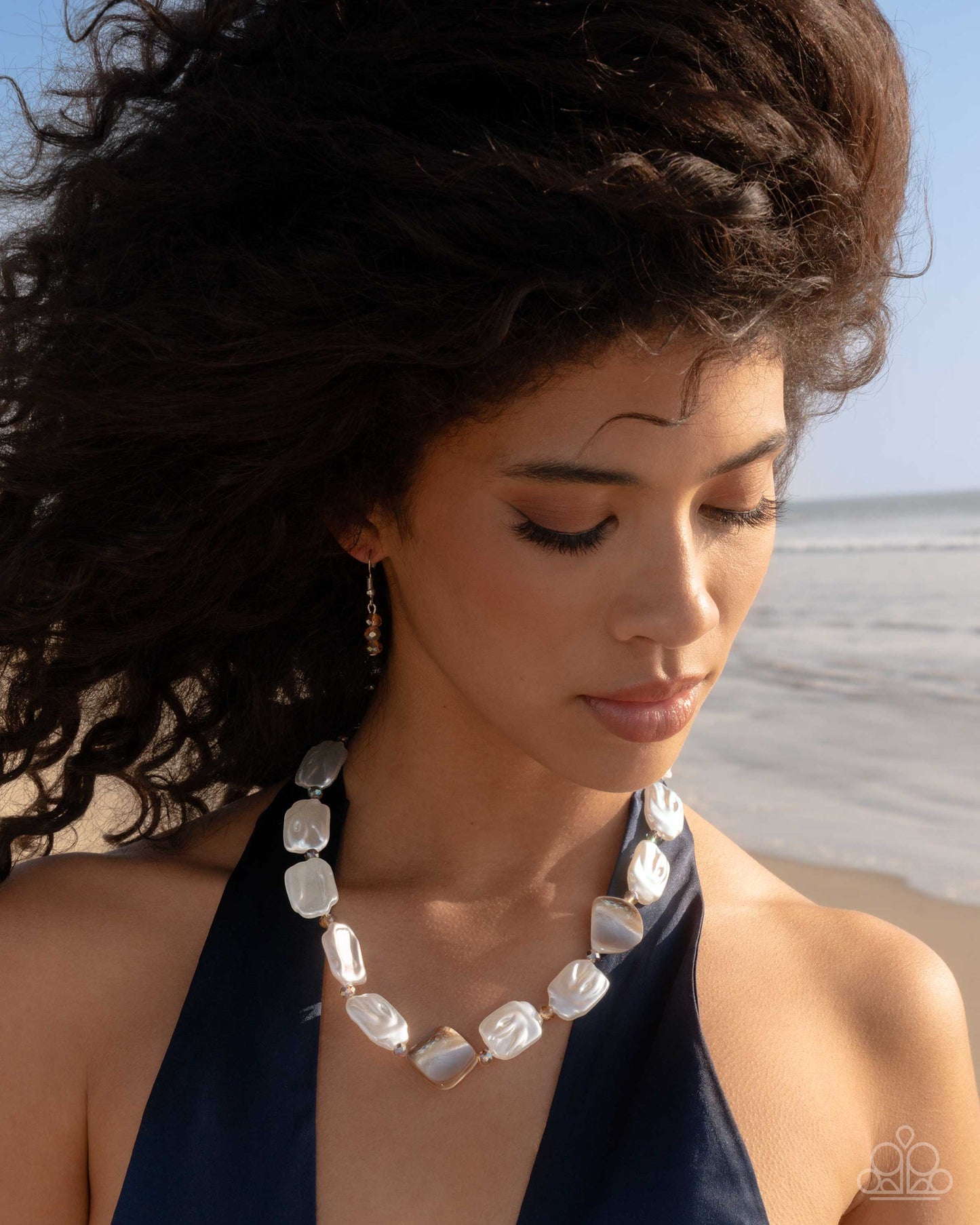 Crimped Collage -White w/Tan Necklace
