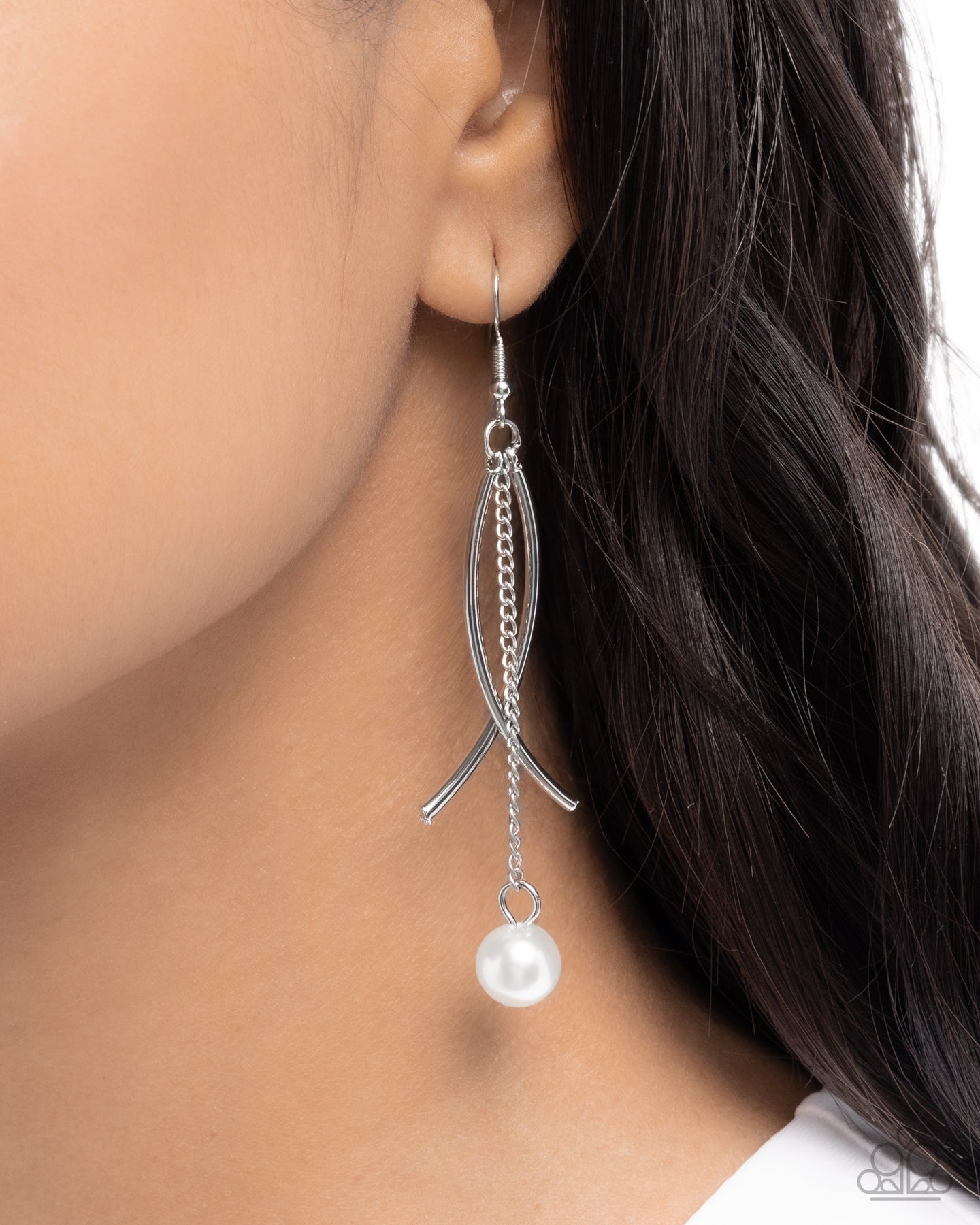 Captivating Curves Earrings - White