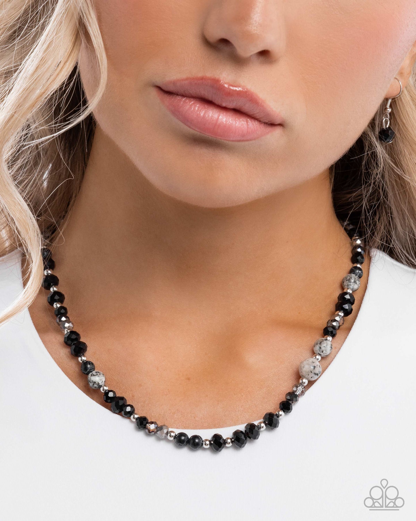 Playful Pattern - Black Necklace