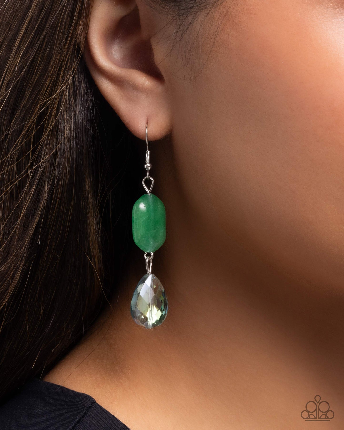 Brilliant Beauty Queen - Green Earrings