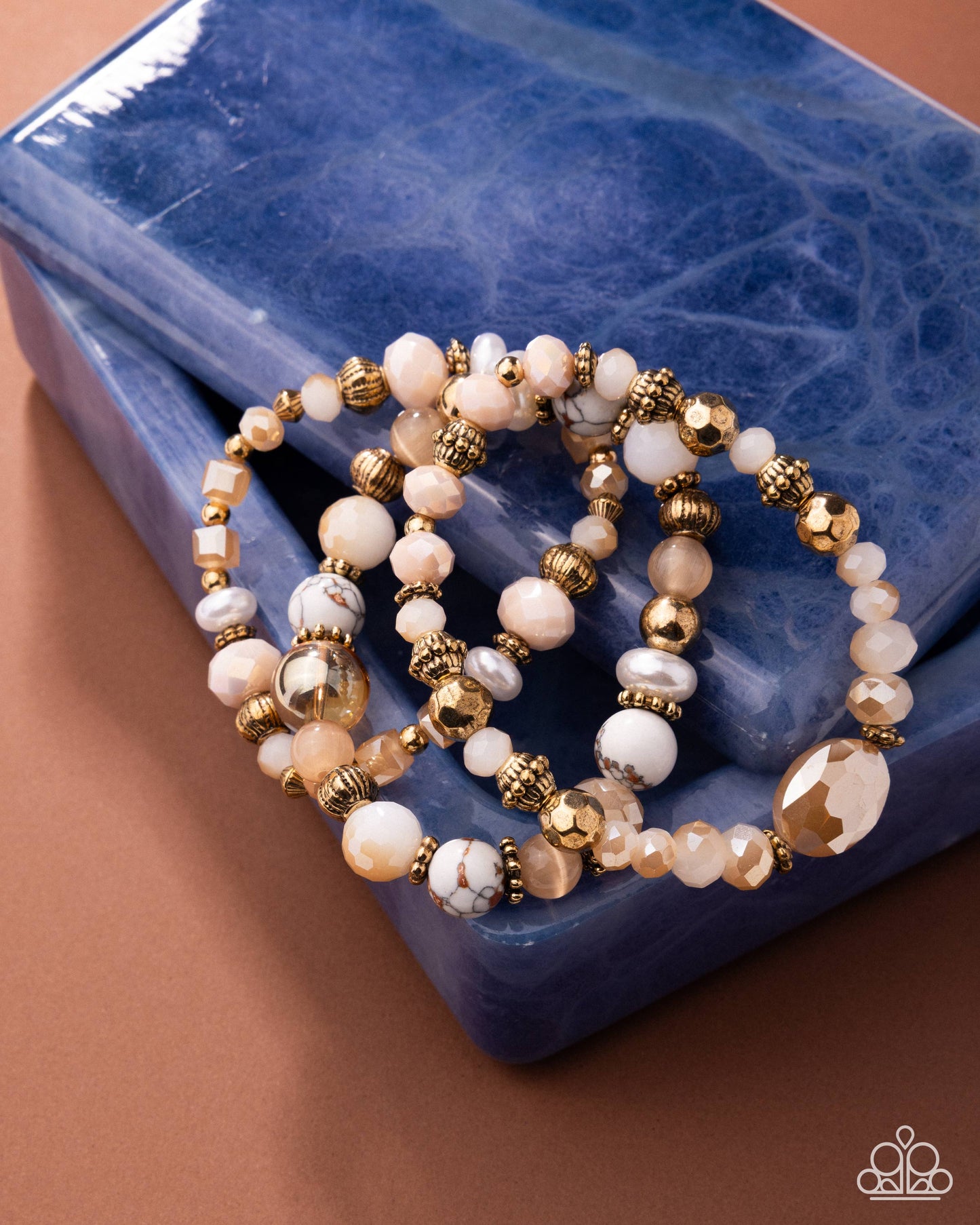 Pleasant Potential - White multi Bracelet