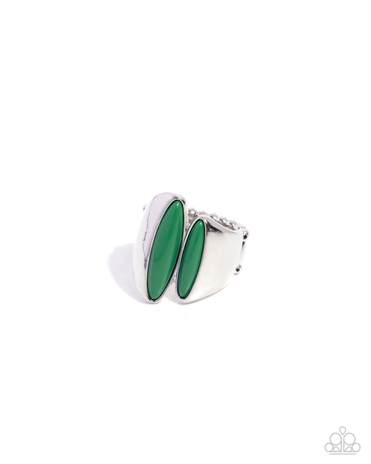 Dramatic Duel - Silver w/Green Ring