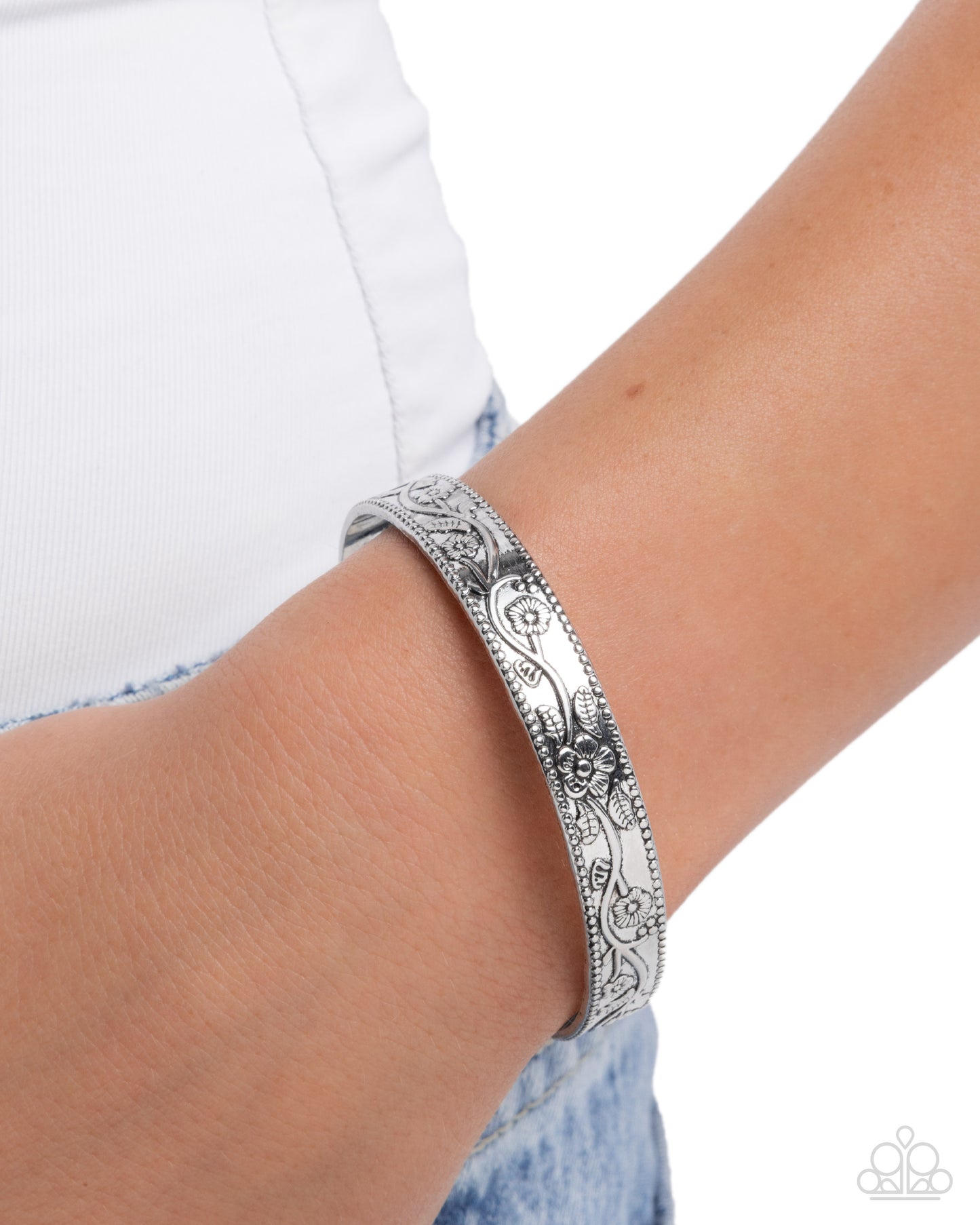 Vintage Side Bracelet - Silver