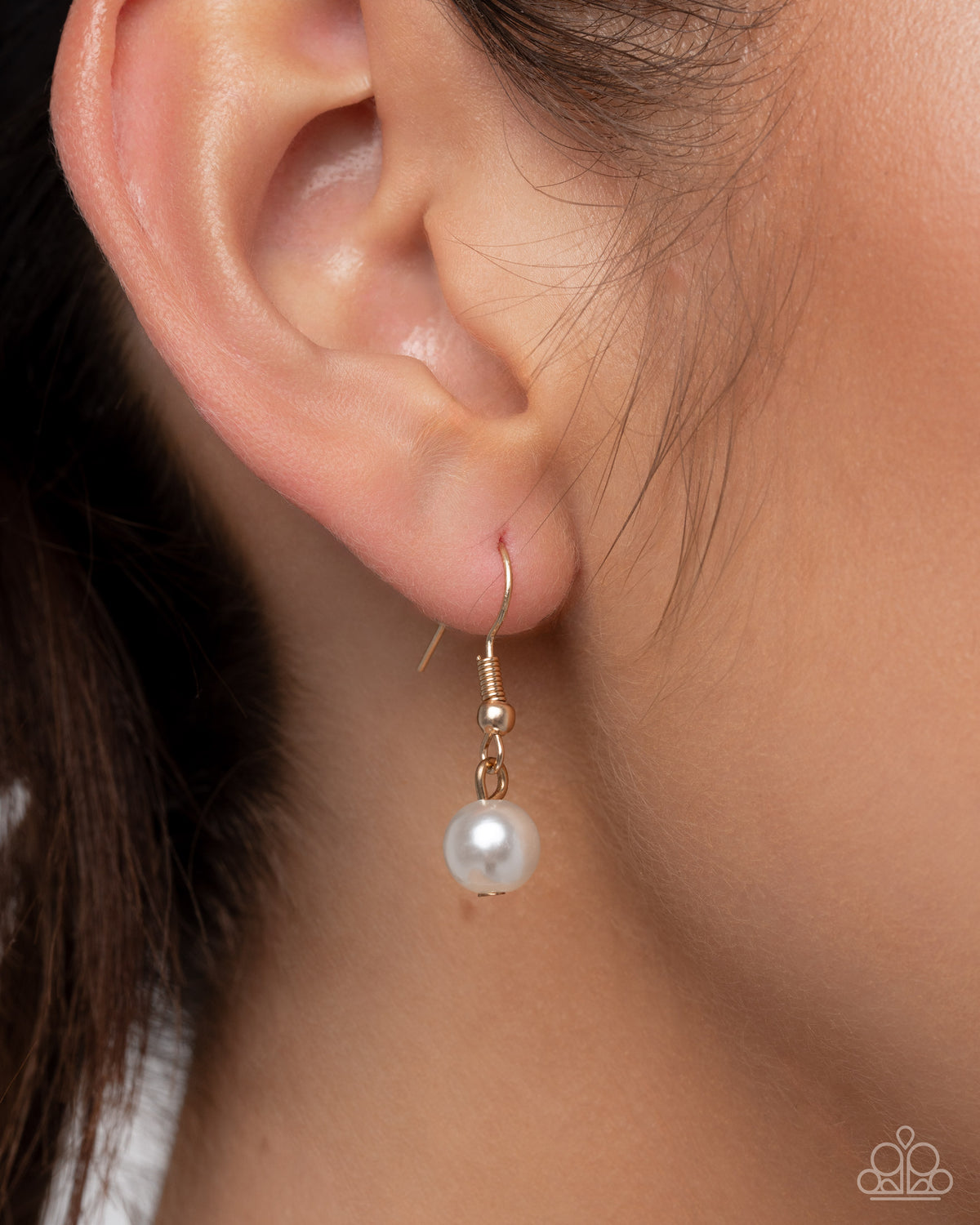 Paid in Pearls - Pearls w/Gold Necklace & Bracelet Set