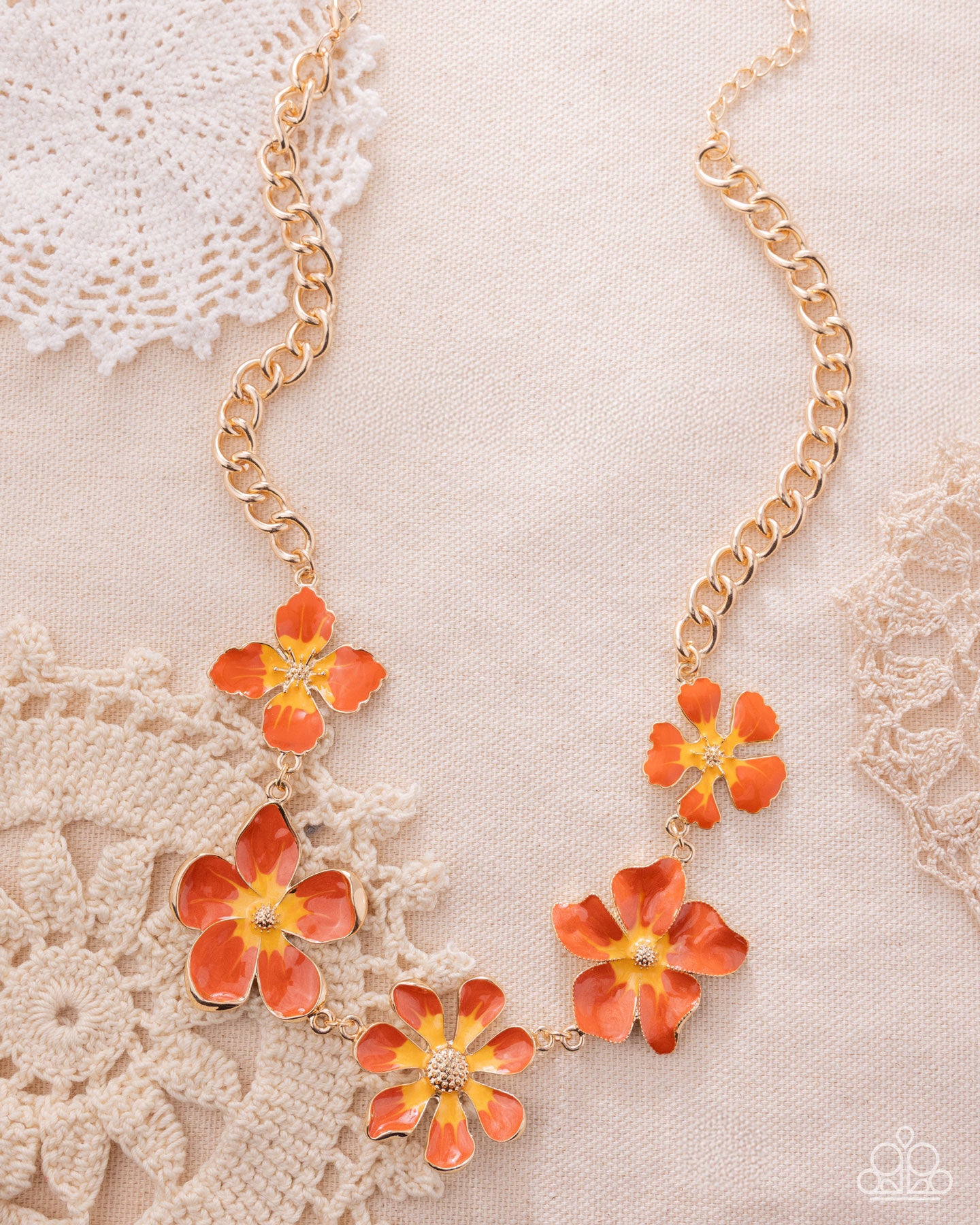 Constant Color - Orange flower Necklace