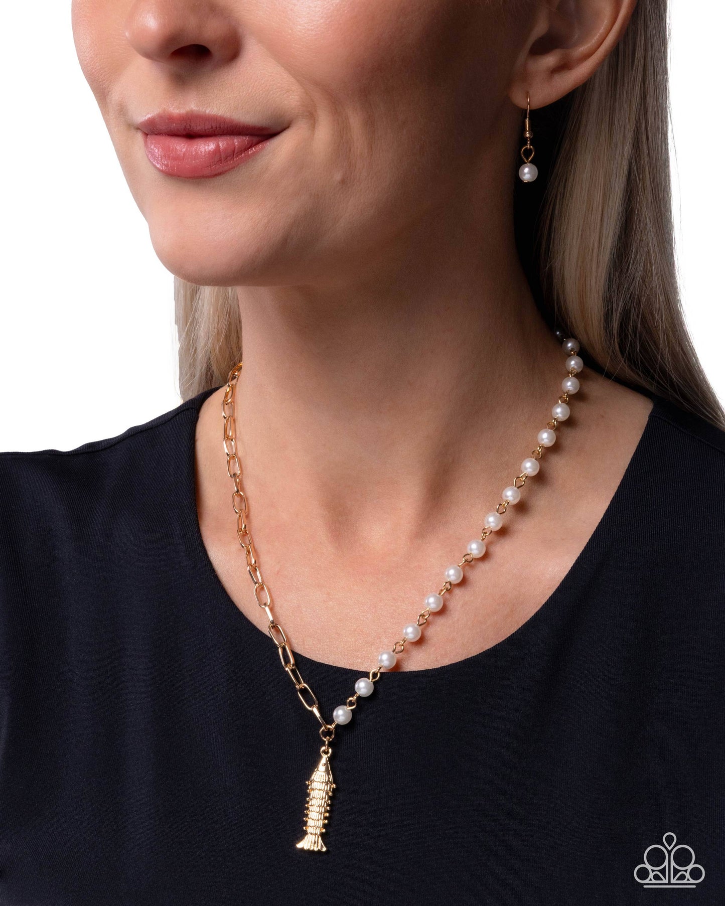 Coastal Corporate - Gold Necklace