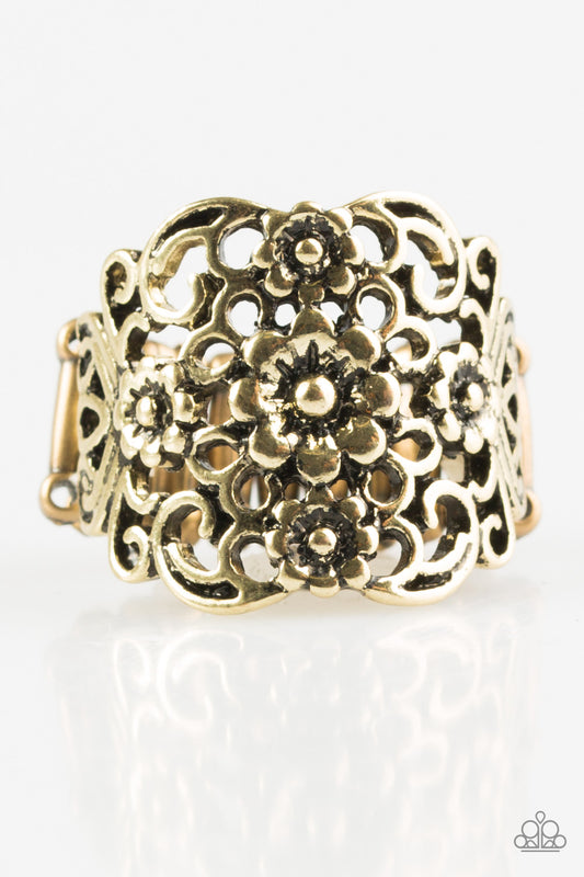 Divinely Daisy - Brass Ring