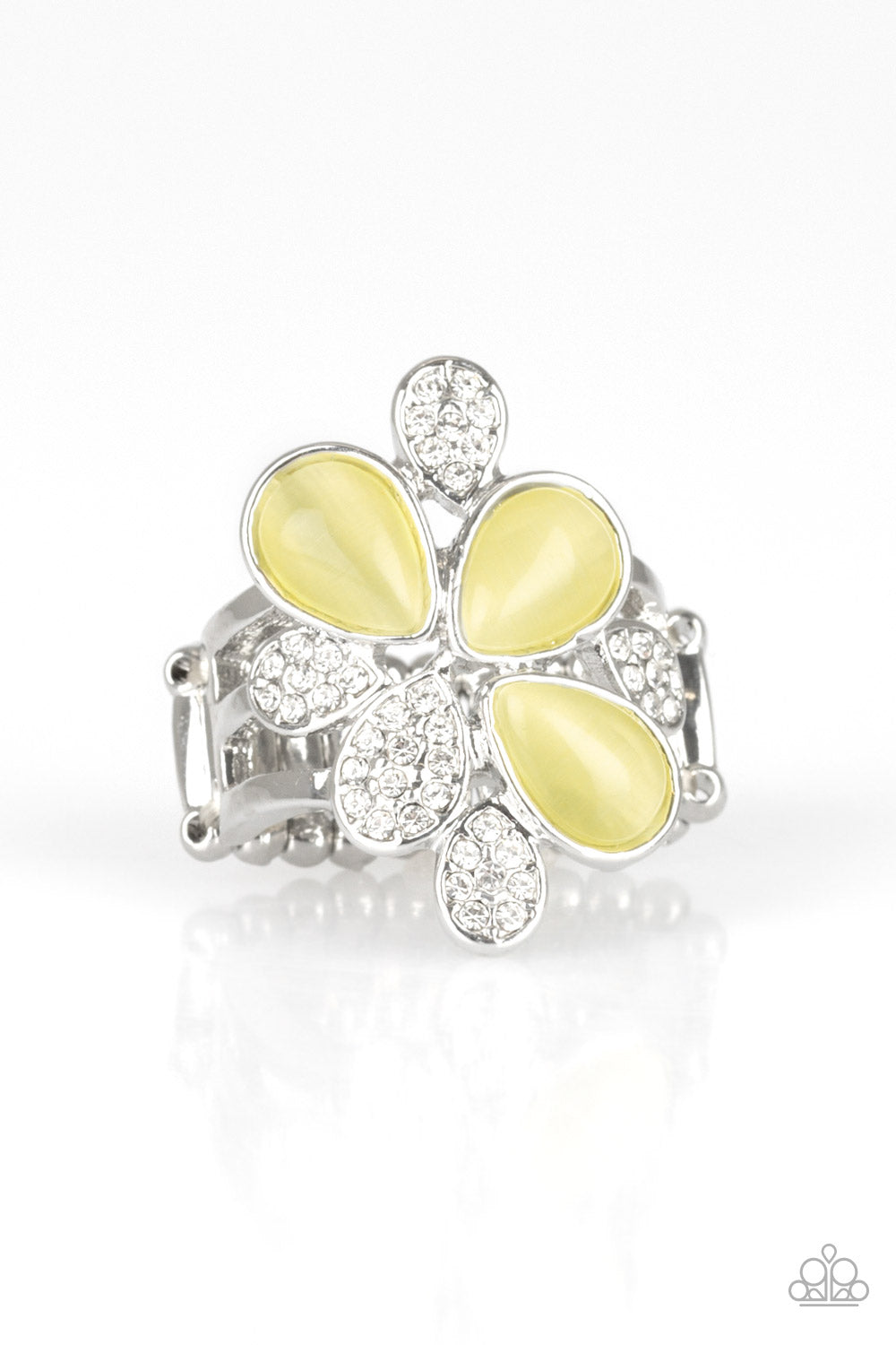 Diamond Daises - Silver with-Yellow Ring