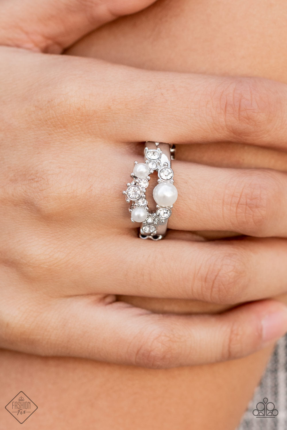 A-List Ambience -Silver w/Pearls Ring