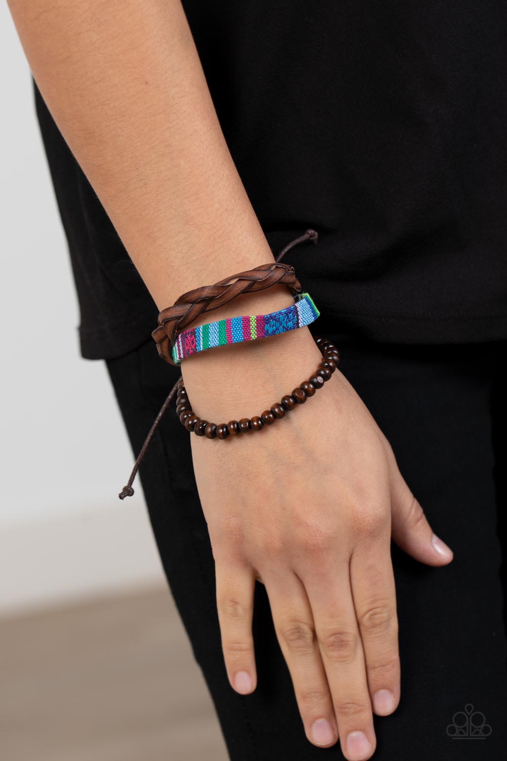 Textile Texting Urban - Leather w/Wood Beads & Blue Urban Bracelet