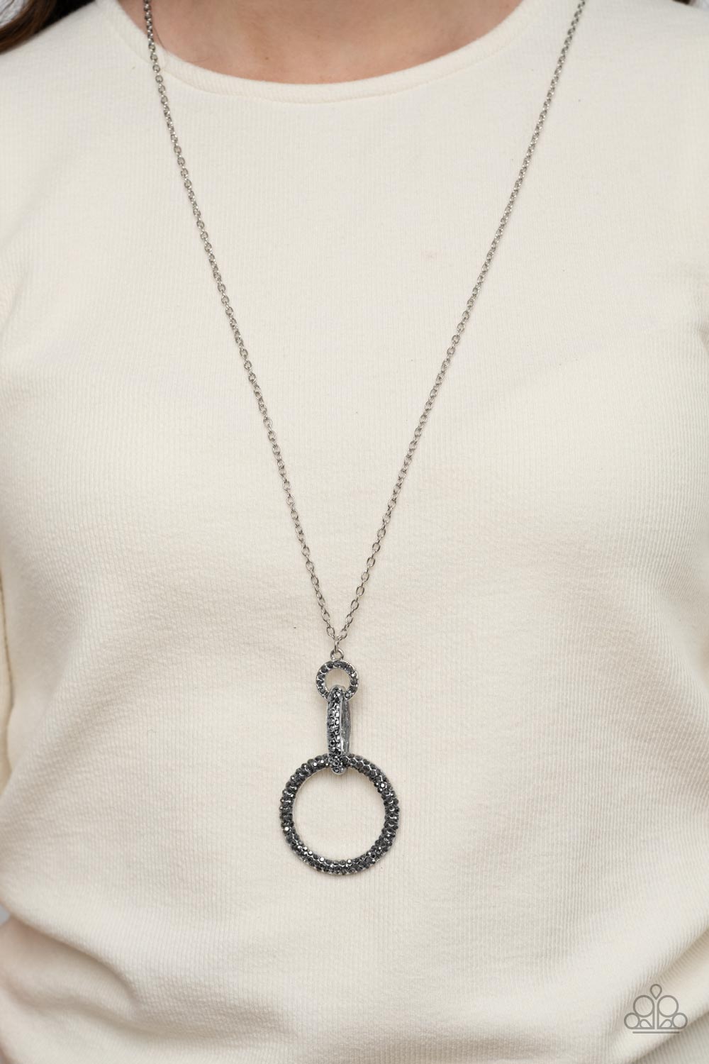 Radiant Ringleader - Silver w/Hematite Gems Necklace