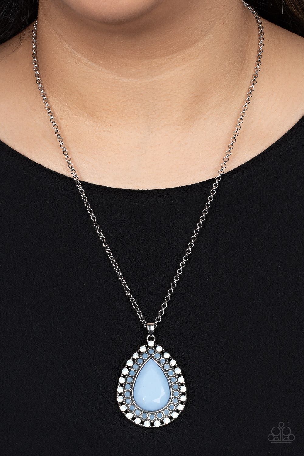 DROPLET Like Its Hot - Silver w/Blue Necklace