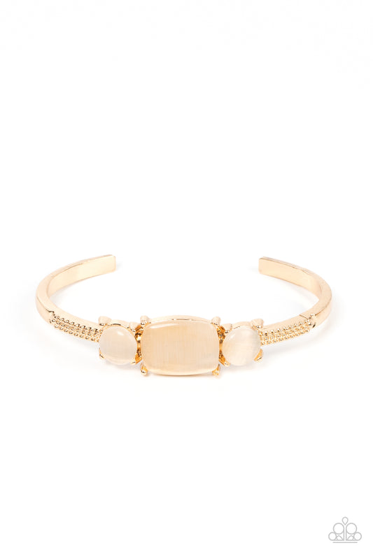 Tranquil Treasure - Gold w/Cream Gems Bracelet