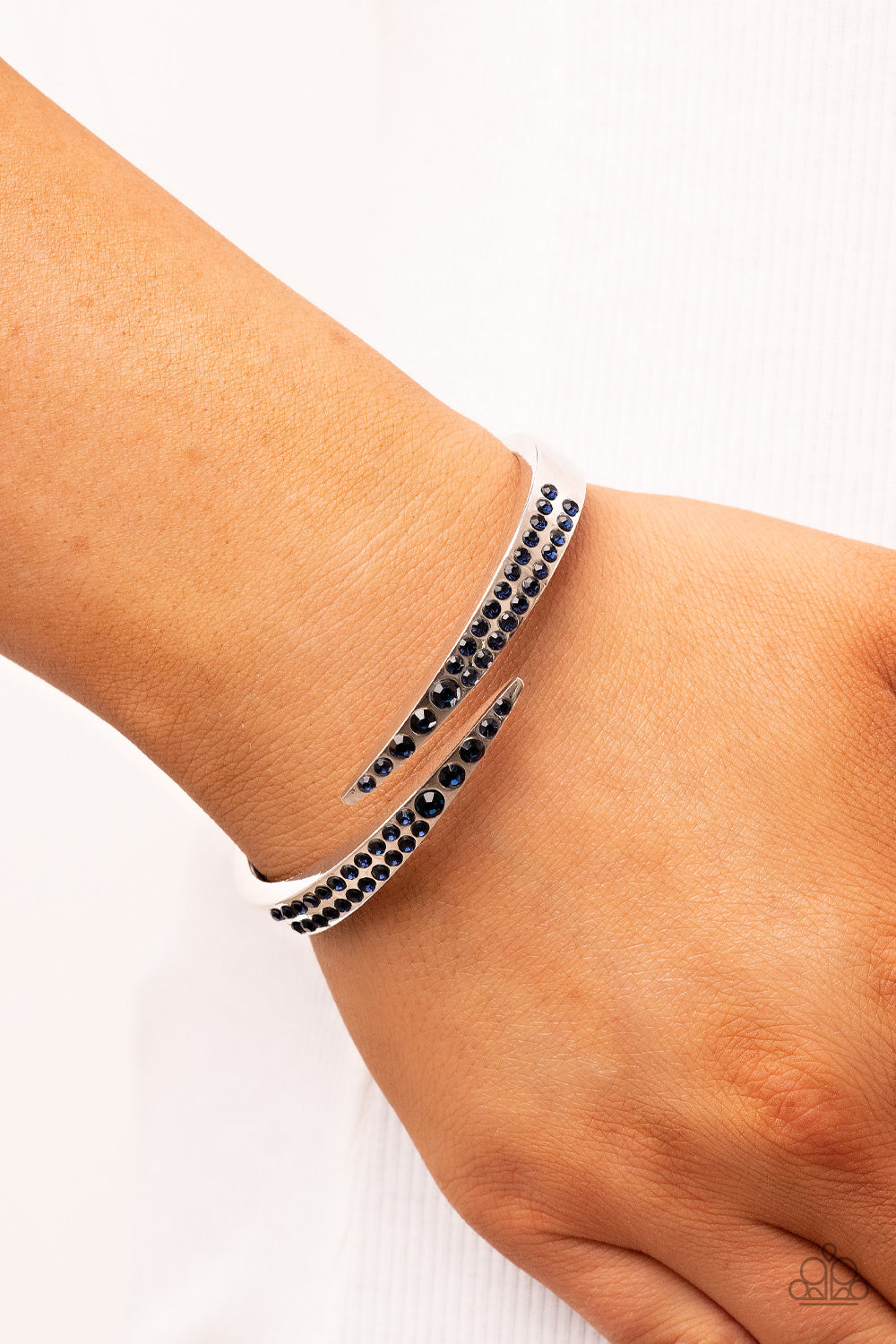 Sideswiping Shimmer - Silver w/Blue Gems Bracelet