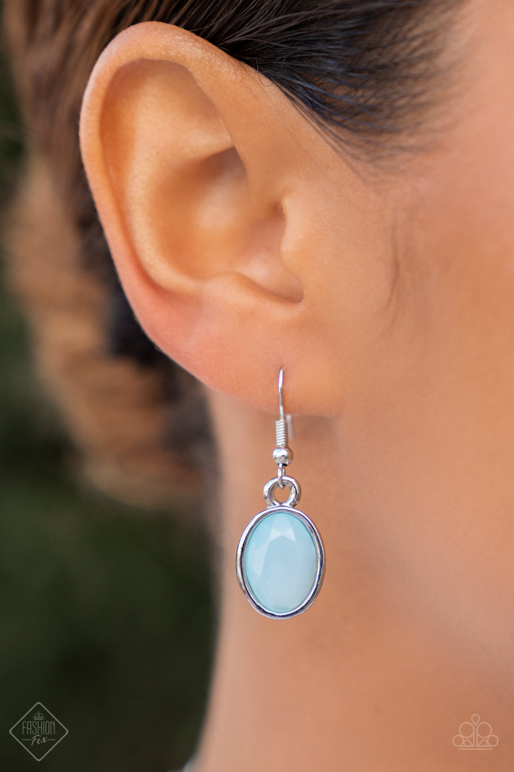 Dreaming in MULTICOLOR -Silver w/Blue Necklace