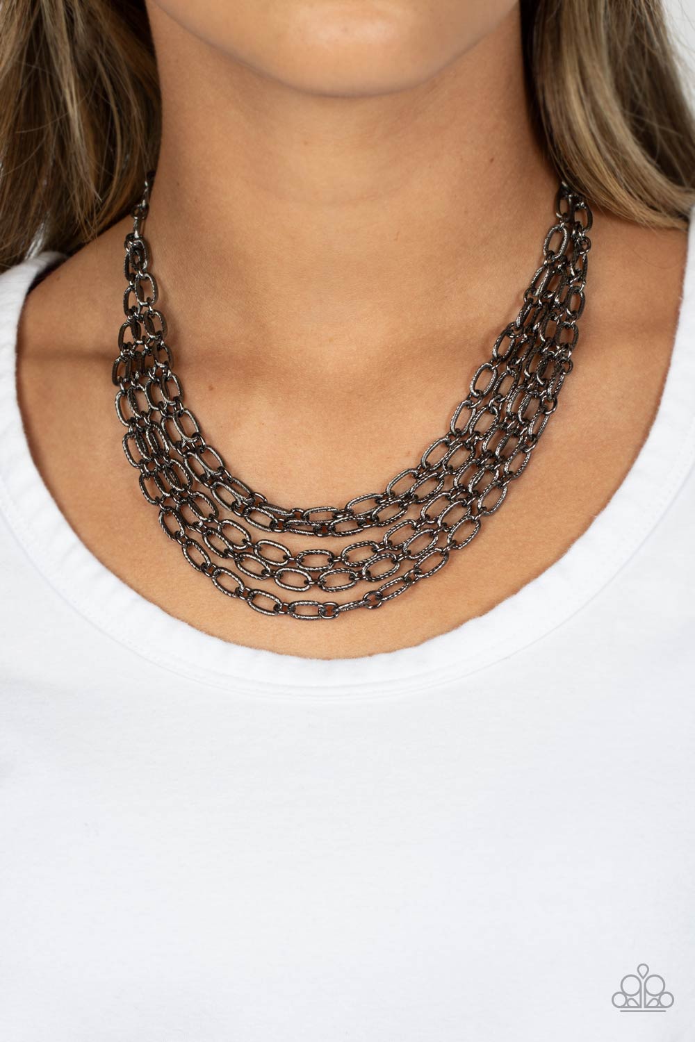 House of CHAIN Necklace - Black