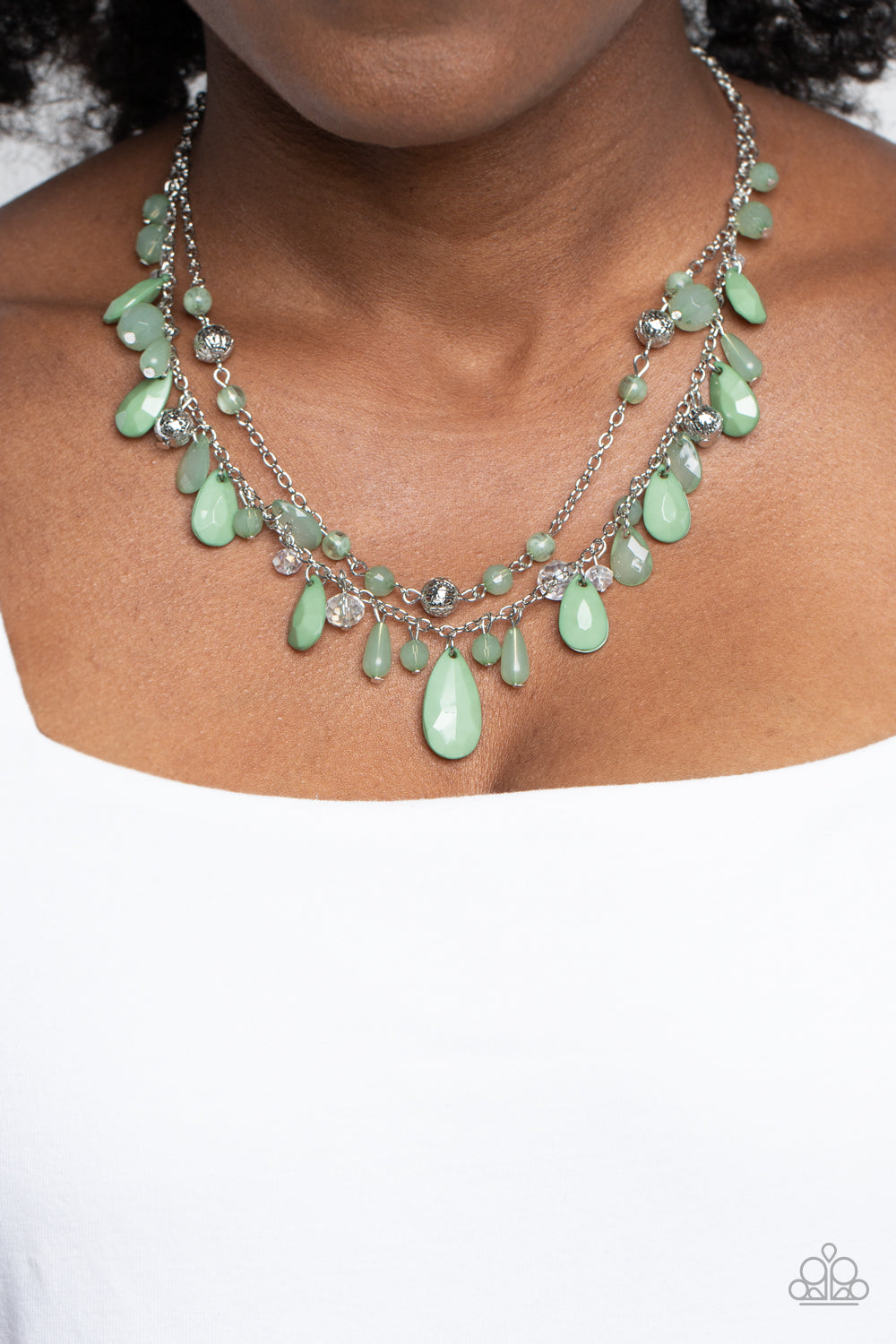 Flirty Flood Necklace - Silver w/Green (jade green)
