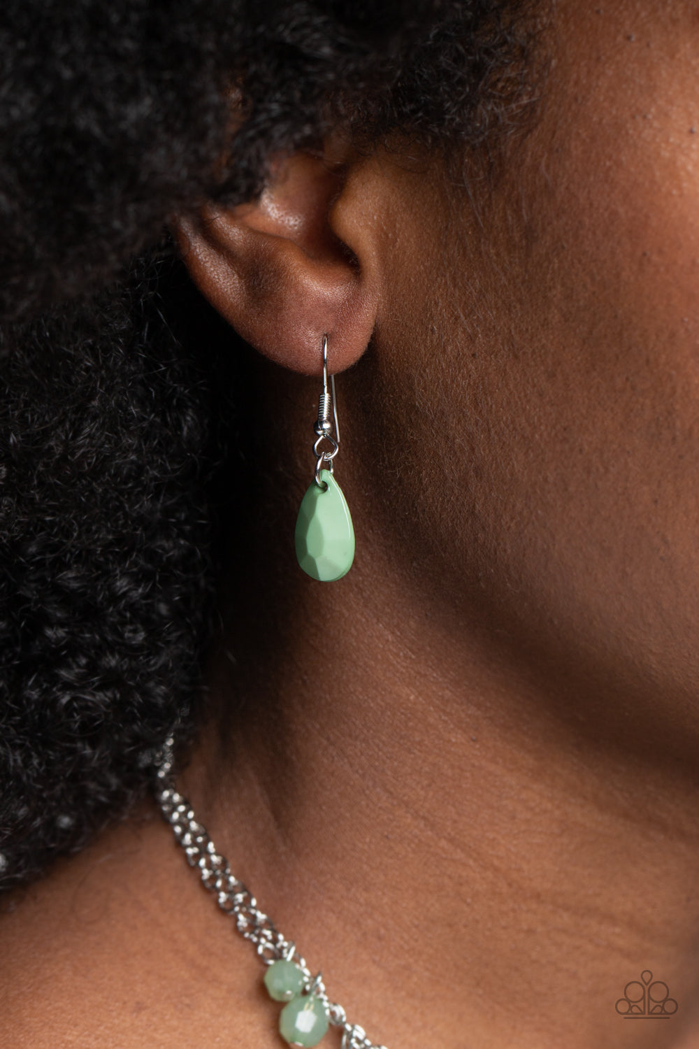 Flirty Flood Necklace - Silver w/Green (jade green)