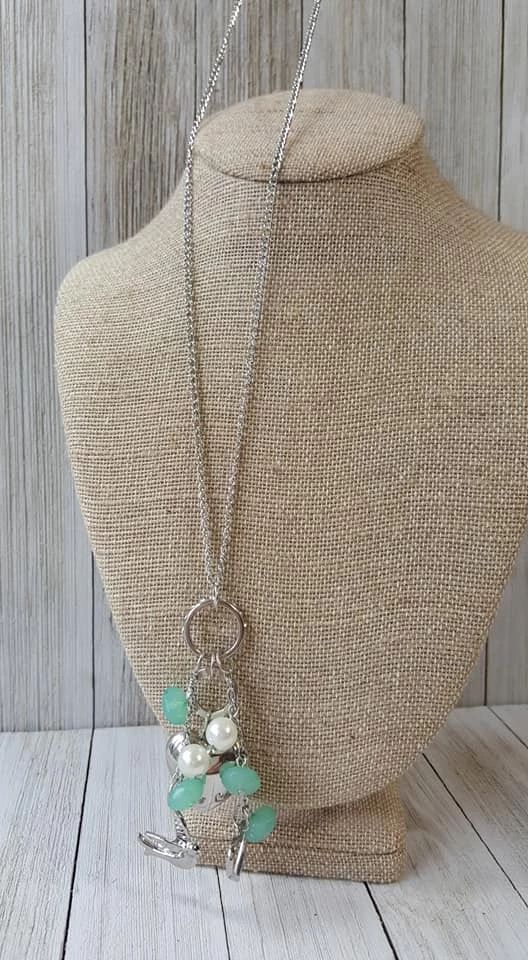 I will fly green necklace