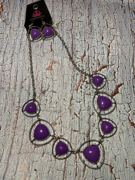 Make A Point Purple Silver Necklace
