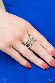 Make Way for Broadway Pearl Ring FF